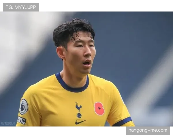 孙兴慜身价像天文数字，宿舍里那张学生时代小桌子把我震得怀疑人生